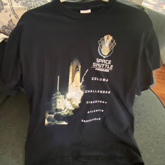 NASA Space Shuttle Program Missions Commemorative 1981-2010 Medium T-Shirt - Picture 1 of 6